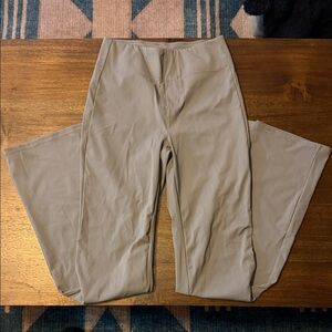 HALARA Gray High-Waisted Pants